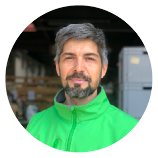 Iustin membre équipe collecte de La Ressource AAA