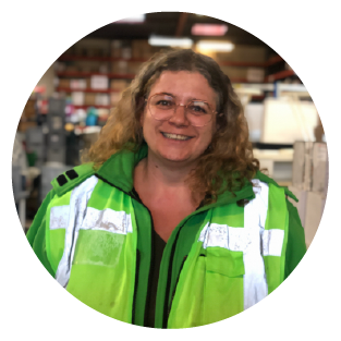 Virginie encadrante équipe collecte de La Ressource AAA